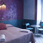 מלון Agora 3*
