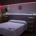 מלון Agora 3*