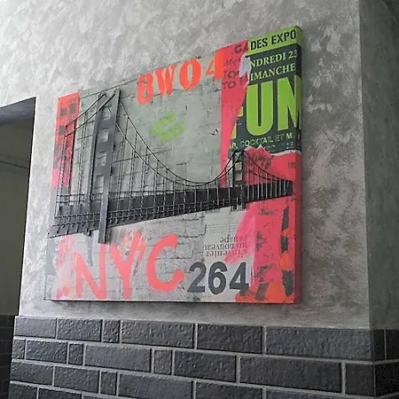 Agora Hotel 3*
