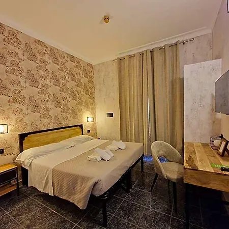 Agora Hotel