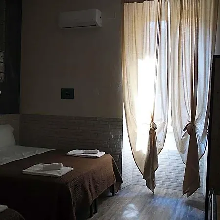 Agora Hotel