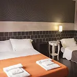 Ξενοδοχείο Agora 3*