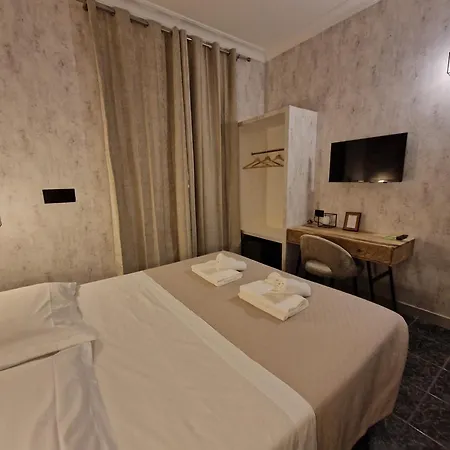 Ξενοδοχείο Agora 3*