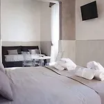 Agora Hotel 3*