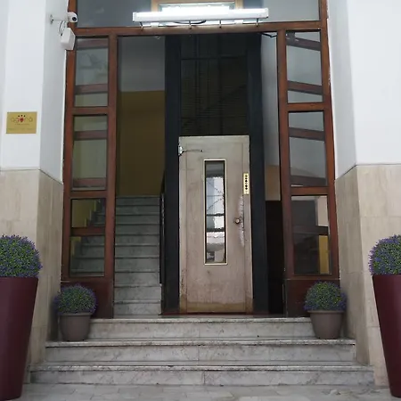 Agora Hotell 3*