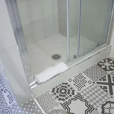 Agora Hotell 3*